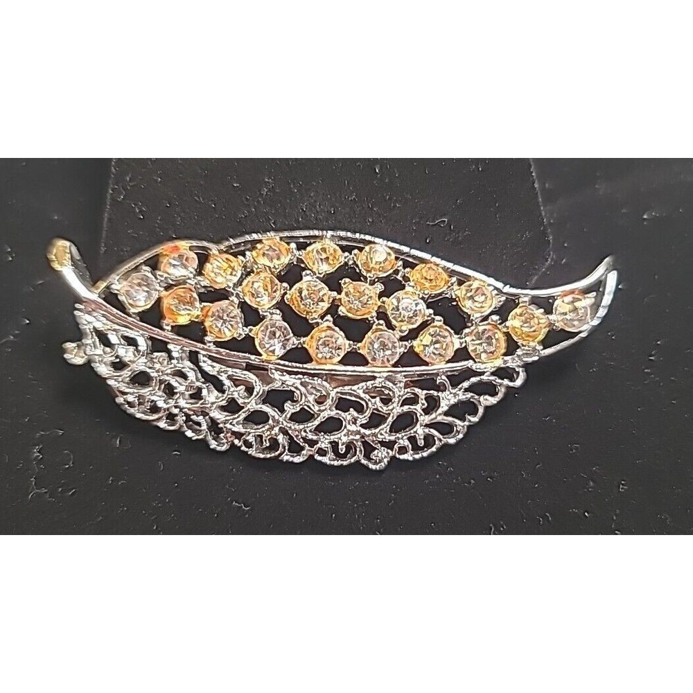 Vintage Sparkling Crystal  & Amber Silvertone Tone Leaf Brooch Pin